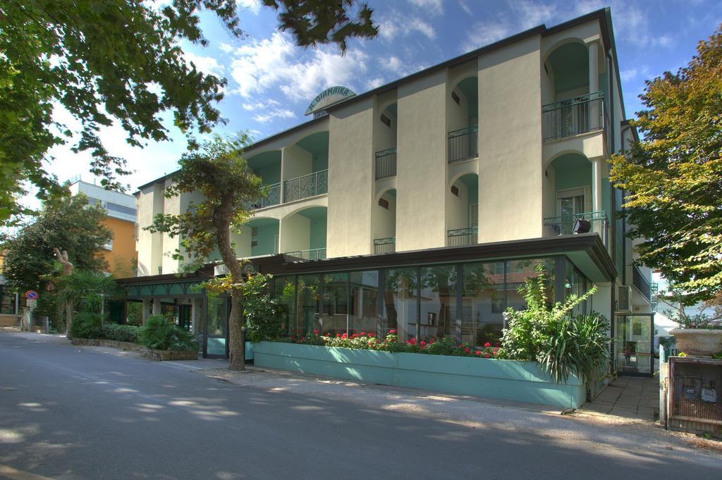 Hotel Giamaika Cesenatico Luaran gambar