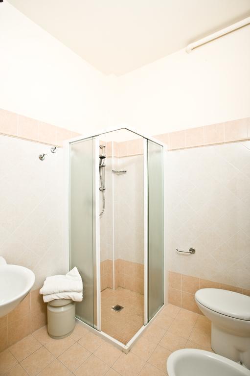 Hotel Giamaika Cesenatico Luaran gambar